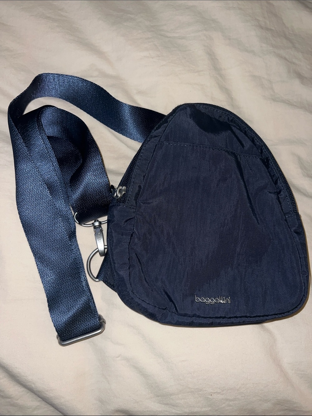Baggallini Navy Backpack Sling Bag with Adjustable Strap; Navy Blue; Like New